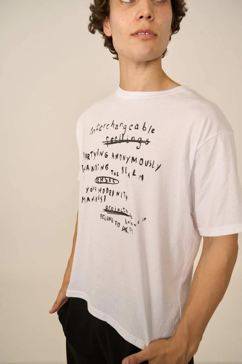 Remera Manifest - comprar online