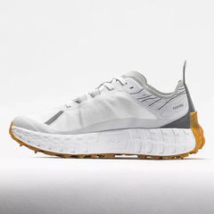 norda 001 Women's White/Gum - comprar online