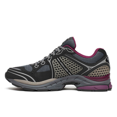 Saucony Men's ProGrid Triumph 4 Winter Tech Dark Grey | Plum - comprar online