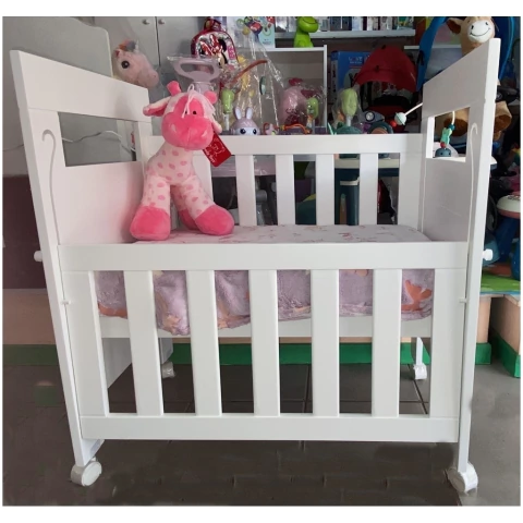 CUNITA Mini Colecho Laqueada Con ruedas y Barandas Desplazables + Colchoncito