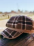 Boina con visera escocés - comprar online
