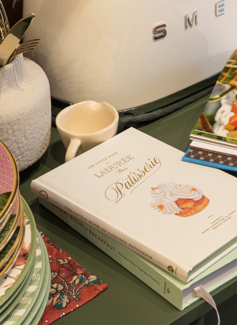 Libro The Little Book Of Ladureé: Patisserie