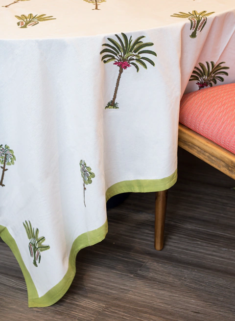 Mantel Oasis