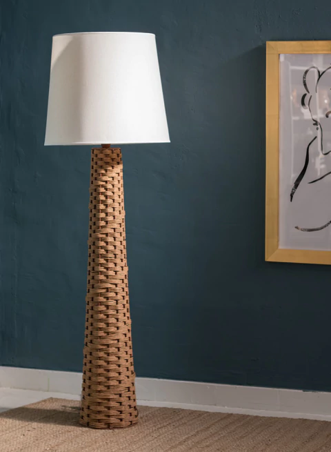 Lámpara de Pie Isa Color Tostado