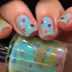 Two Sizes Too Small na internet