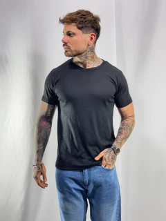 Remera Flame Goli - PLUMA BLANCA