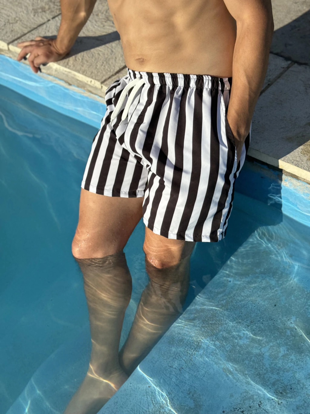 Short de Baño Bombinhas Negro Rayado