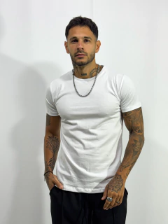 Remera Basic - tienda online