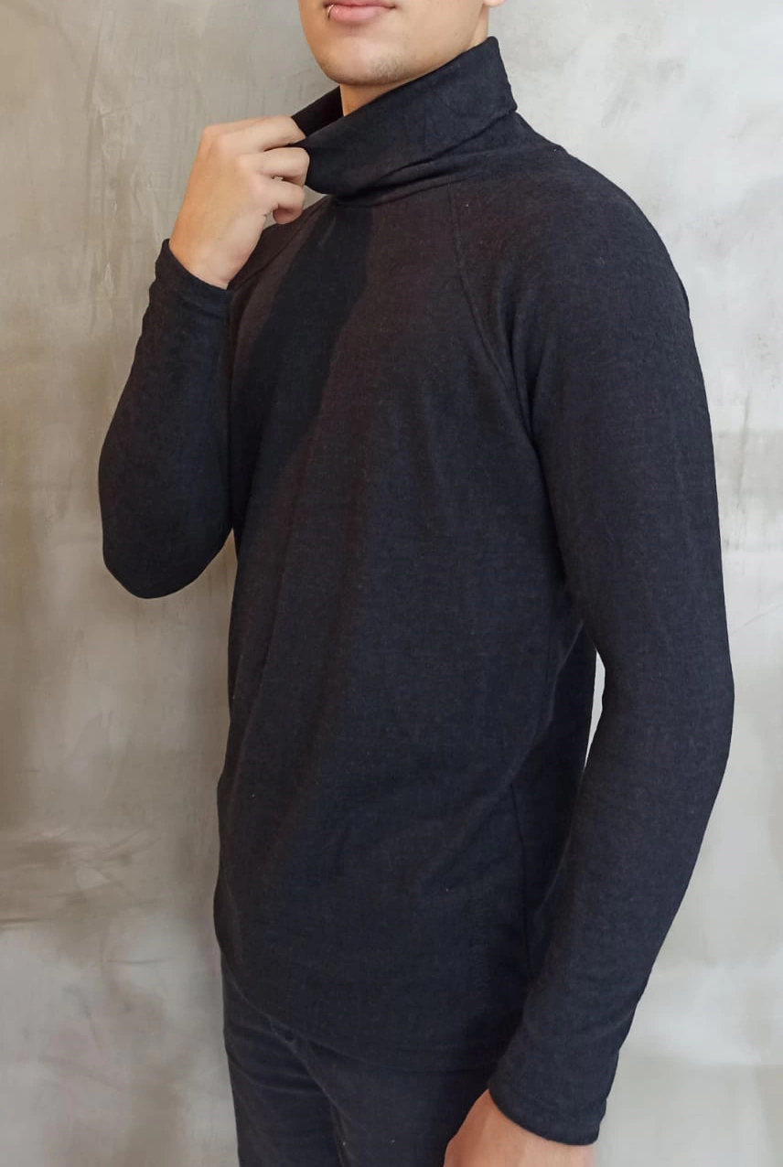 Polera Vostok Negro