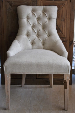 SILLA DE ROBLE DECAPADO CON CAPITONE COMBINADA