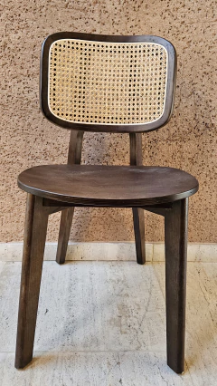 SILLA NÓRDICA EN MADERA DE OLMO CON ESTERILLADO CHOCOLATE en internet