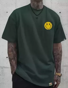 Camiseta Oversized Smile Basic na internet