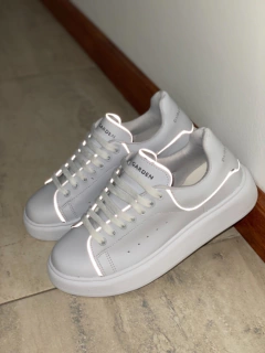 ZAPATILLAS MC ALL WHITE REFLEX