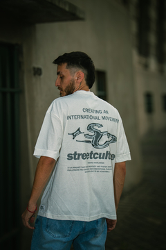 REMERA OVERSIZE DIST STREET - comprar online