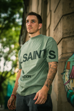 REMERA AZZ OVERSIZE ALL SAINTS VERDE - comprar online