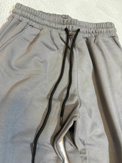JOGGING RUST LR GRIS TOPO - comprar online