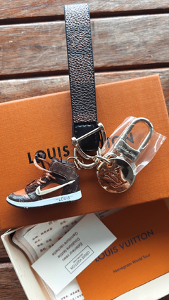 Llavero Lv zapas - comprar online