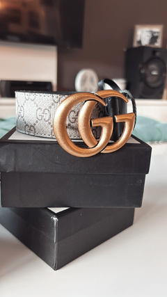 Cinto Gucci combinado