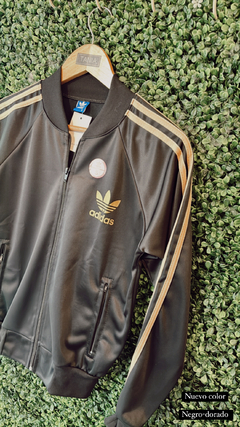 Campera Adidas negro dorado - comprar online