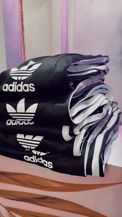 Jogging Adidas negro