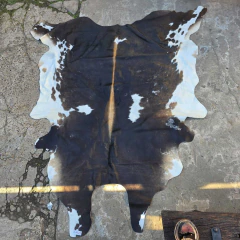 Cuero de Vaca Blanco y Negro – E-H23 - comprar online