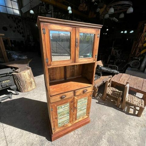 Modular con madera reciclada