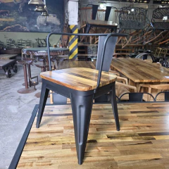 SILLON CABECERO INDUSTRIAL NEGRO - LA ESTANCIA MUEBLES