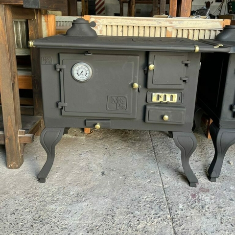 Cocina a leña grande