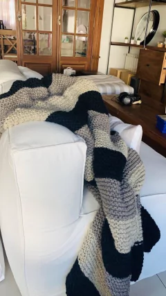 Kit para tejer Manta "KNITFLIX La revancha" nivel intermedio