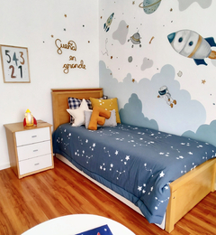 Agregá un detalle mágico y colorido a la habitación de tus hijos con nuestros almohadones Estrella. Pequeño formato ideal para chicos o  ropa de cama de cunas y apegos para bebés! 