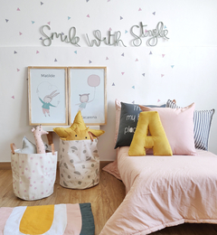 Almohadón Letras en pana suavecita! Letras grandes y coloridas para adolescentes, niños y bebés! Todos aman tener sus iniciales en la Deco de su habitación