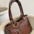 Bolsa Sacola Zíper e Argola Couro Croco Marrom Madison - Sifra Bolsas e Carteiras de couro legítimo