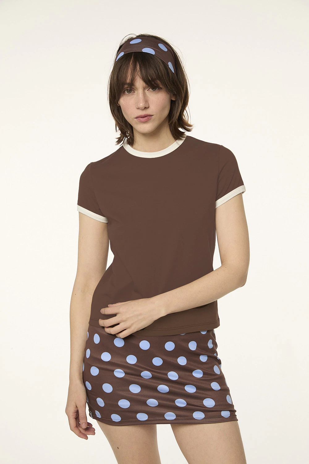 Baby Tee Contratono Marròn