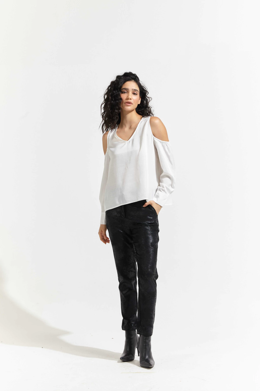 BLUSA HOLE - CRUDA