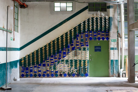 ANA GÓMEZ. LA MONTAÑA Y EL RÍO. MEDIDAS VARIABLES.