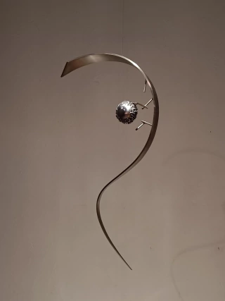 Diego Santurio. Serie "Orbitales espaciales", 88 x 33 x 15 cm