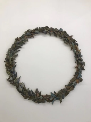 Fernando Brizuela. Corona, 90 cm diametro