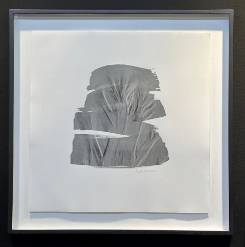Agnes Lanfranco. Surge y desaparece II, 62 x 62 cm - comprar online
