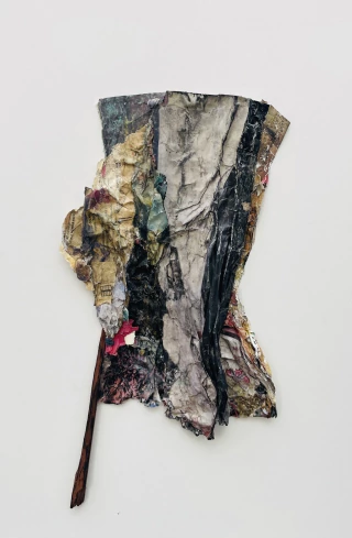 Adriana Rostovsky. Micro-historias ll, 44 x 30 x 5 cm