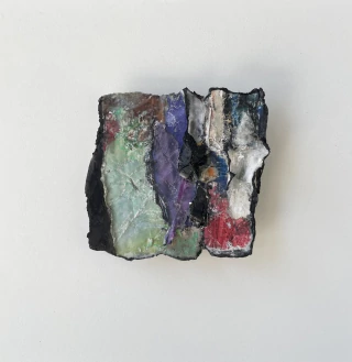 Adriana Rostovsky. Micro-historias l, 15 x 15 x 5 cm