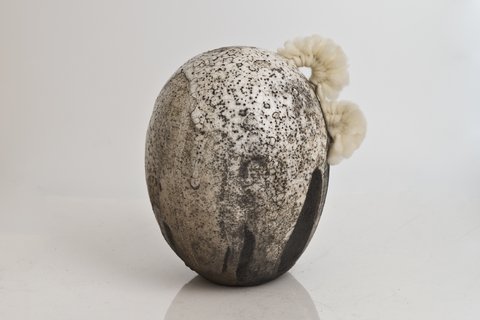 Agustina Garrigou. Raku Potatoid N10, 13cm diam. 14 cm alto