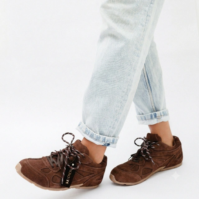 ZAPATILLA DE CUERO TERRA CHOCOLATE — imagen 2