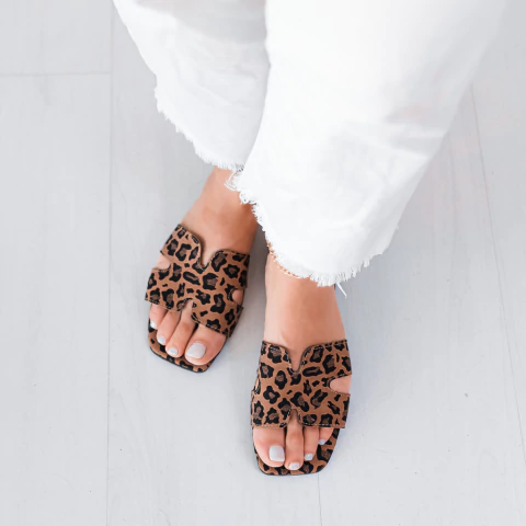 SANDALIA CARINE ANIMAL PRINT