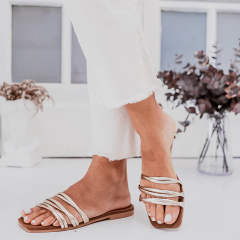 SANDALIAS DEIANA PLATINO - comprar online