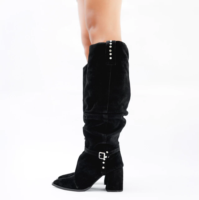BOTA LYN GAMUZA DE CUERO NEGRA — imagen 3