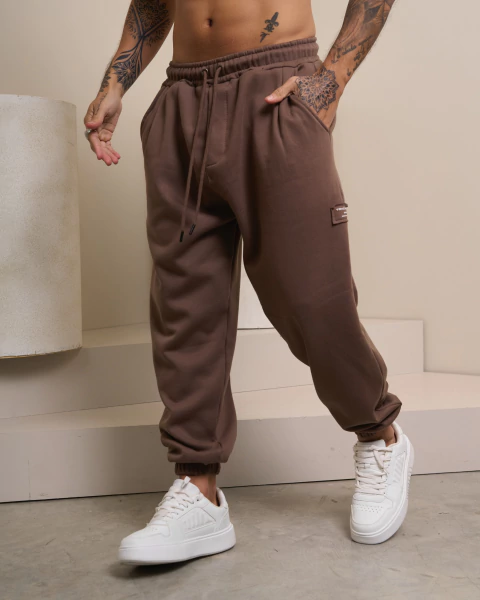 Jogger Frisa OBAN Choco - comprar online