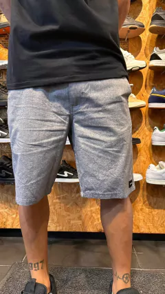 Imagen de BERMUDA MICROTIMES 20 CHAMBRAY RIP CURL (GRIS)