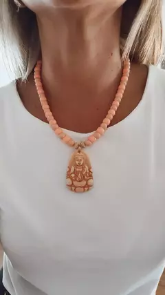 Collar Buda