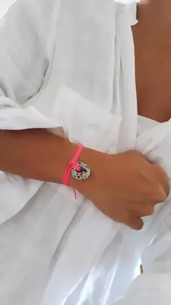 Hilito jaspe dálmata hilo fucsia