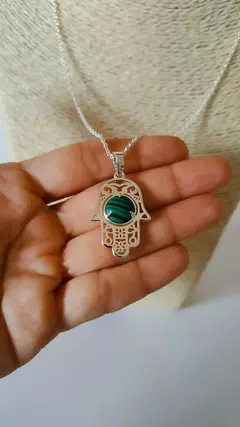 Collar Hamsa Malaquita en internet